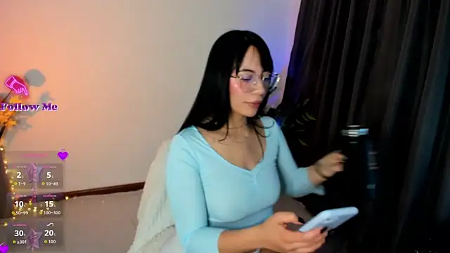 Silvanna-Moree online show from 11/06/25, 07:15