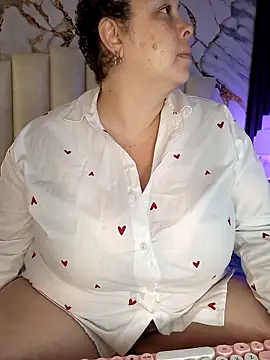 mollieblue69 online show from 02/05/26, 12:43