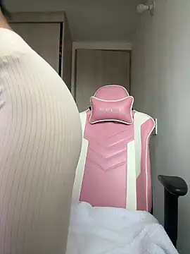 Anamhenao online show from 12/18/25, 11:49