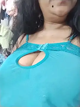 Snapshot of tharu_sweet chatting on 05/21/26, 01:18 tharu sweet online show from 05/21/26, 01:18