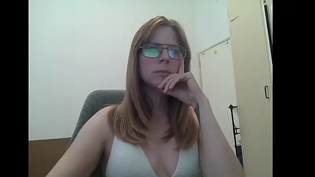SavannaGirly online show from 07/23/26, 08:45
