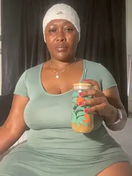 Cardiebae89 online show from 06/05/26, 06:52