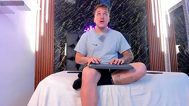 keane lee online show from 09/09/25, 01:10