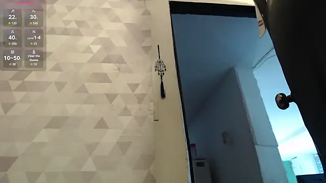 Chayla Ruiz online show from 09/13/25, 12:27