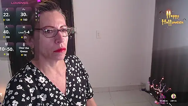 Chayla Ruiz online show from 11/06/25, 11:33