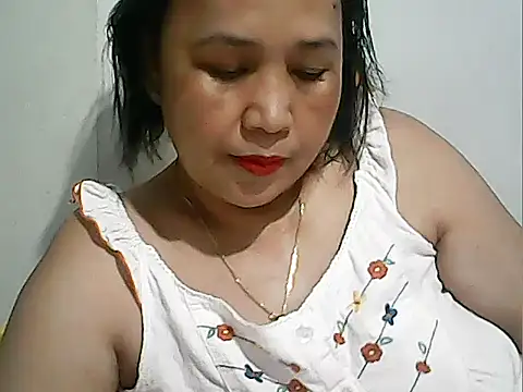 Lhadycarolyn online show from 03/04/26, 12:11