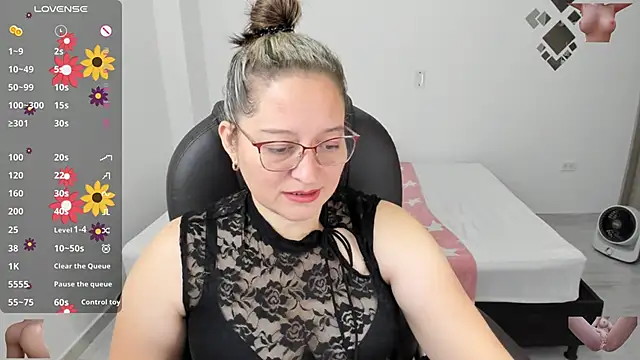 alejandra milf  online show from 03/08/25, 04:17