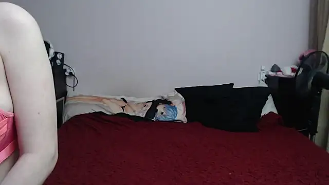 Maya Viola online show from 01/07/25, 08:45