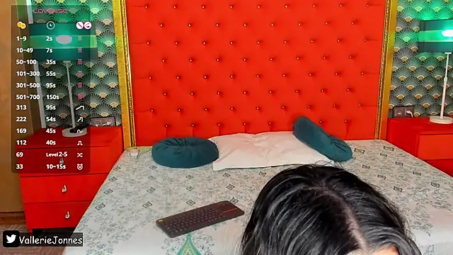 VallerieJones online show from 02/10/26, 08:13