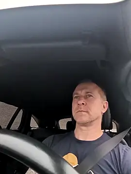 mustang69696 online show from 10/20/25, 01:11