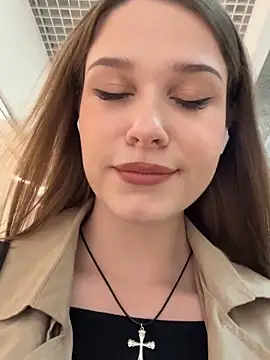 Snapshot of LisaSweetie chatting on 03/04/26, 04:13 LisaSweetie online show from 03/04/26, 04:13