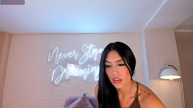 Snapshot of JadeEvansX chatting on 01/25/25, 07:49 JadeEvansX online show from 01/25/25, 07:49