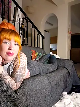 Snapshot of MissMialicious chatting on 12/05/24, 03:39 MissMialicious online show from 12/05/24, 03:39