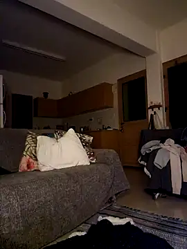 Snapshot of MissMialicious chatting on 01/24/25, 04:49 MissMialicious online show from 01/24/25, 04:49