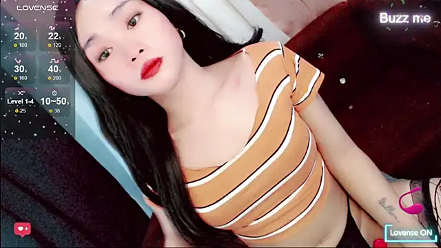 amomentoflust69 online show from 04/11/26, 05:45