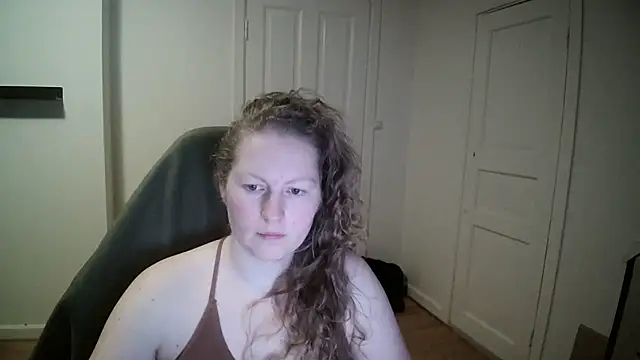 Girlnina-1995 online show from 02/19/25, 09:25