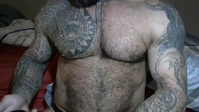 Snapshot of muscle1976 chatting on 12/30/24, 12:32 muscle1976 online show from 12/30/24, 12:32