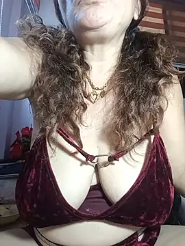 Snapshot of hotbabes163 chatting on 06/25/26, 05:34 hotbabes163 online show from 06/25/26, 05:34