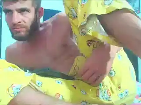 Snapshot of maihton_xx chatting on 12/27/24, 04:04 maihton xx online show from 12/27/24, 04:04