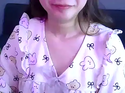 Bee 2k online show from 05/14/26, 04:19