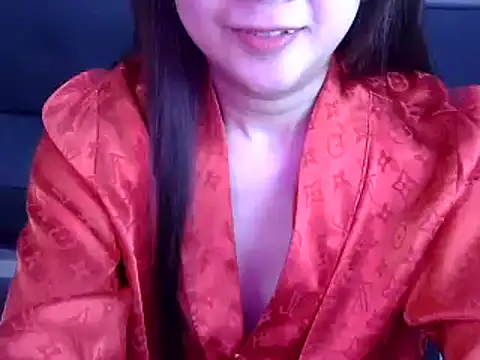 Snapshot of Bee_2k chatting on 07/16/26, 04:29 Bee 2k online show from 07/16/26, 04:29
