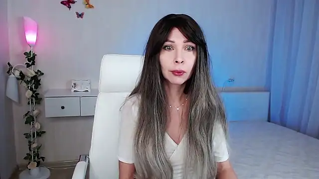 Snapshot of wendifoste chatting on 12/06/24, 07:45 wendifoste online show from 12/06/24, 07:45