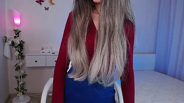 Snapshot of wendifoste chatting on 12/18/24, 10:24 wendifoste online show from 12/18/24, 10:24