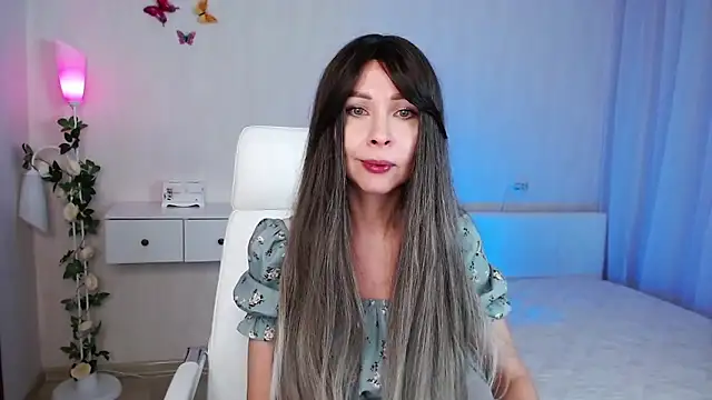 Snapshot of wendifoste chatting on 12/23/24, 08:47 wendifoste online show from 12/23/24, 08:47