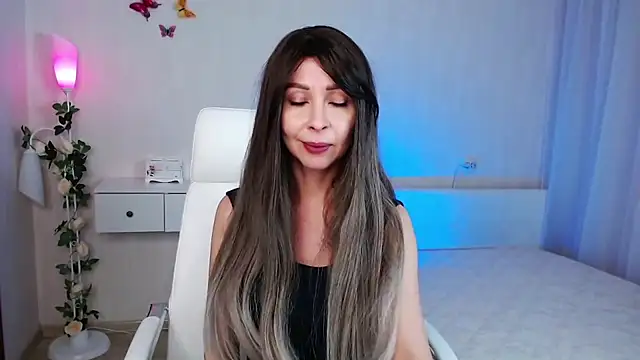 Snapshot of wendifoste chatting on 12/24/24, 09:22 wendifoste online show from 12/24/24, 09:22