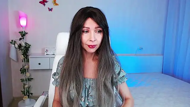 Snapshot of wendifoste chatting on 01/17/25, 06:23 wendifoste online show from 01/17/25, 06:23