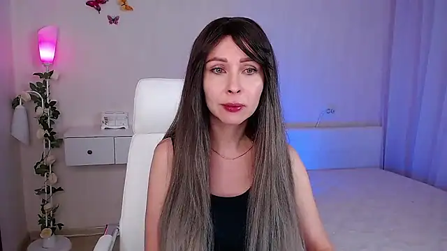 Snapshot of wendifoste chatting on 03/06/25, 05:54 wendifoste online show from 03/06/25, 05:54