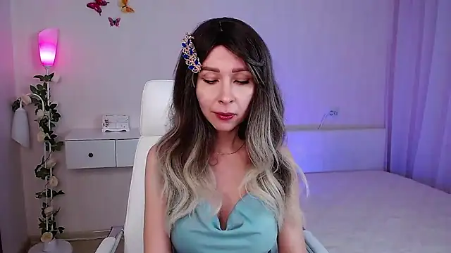 Snapshot of wendifoste chatting on 03/07/25, 07:49 wendifoste online show from 03/07/25, 07:49