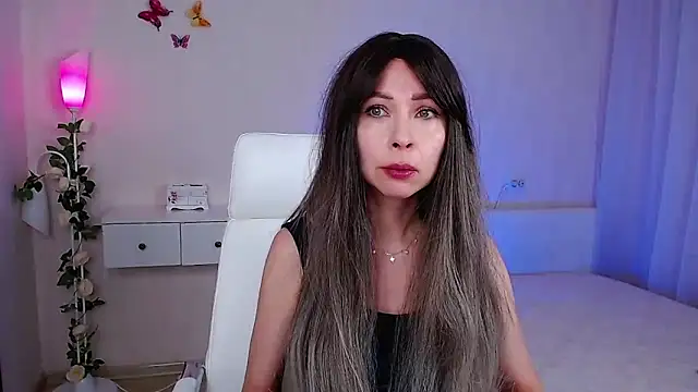 Snapshot of wendifoste chatting on 03/11/25, 06:08 wendifoste online show from 03/11/25, 06:08