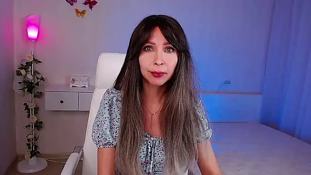 Snapshot of wendifoste chatting on 12/19/25, 07:10 wendifoste online show from 12/19/25, 07:10