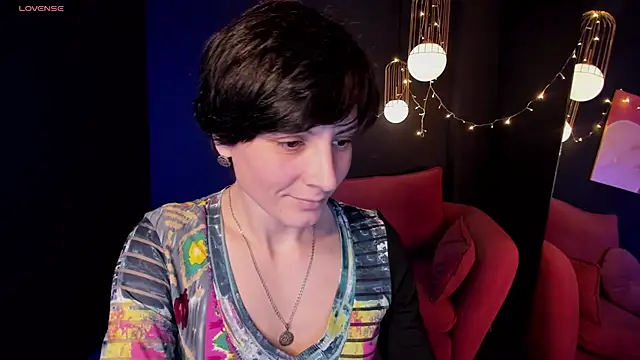 LorenDaze online show from 01/28/25, 01:49