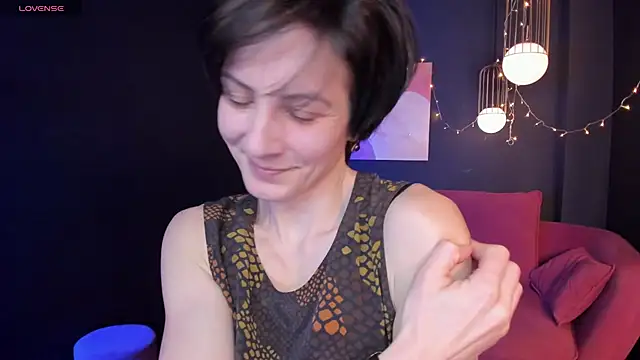 LorenDaze online show from 02/21/25, 01:55