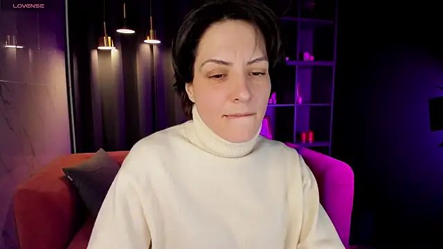 LorenDaze online show from 03/07/25, 05:06