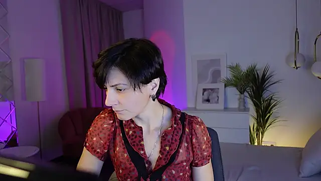 LorenDaze online show from 11/12/25, 02:06