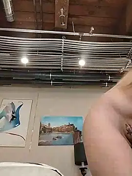 eatmeplease44 online show from 06/01/26, 02:02