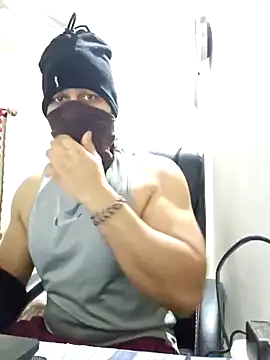 kaizercool1 online show from 02/03/25, 01:41