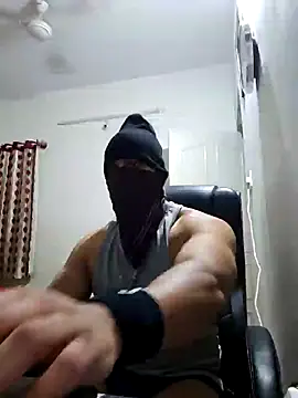 kaizercool1 online show from 02/03/25, 08:57