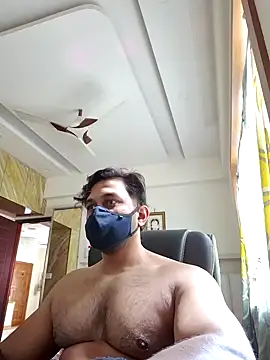 kaizercool1 online show from 12/04/25, 06:23