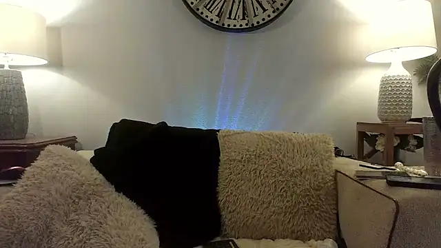 suckmybig titties online show from 09/21/25, 07:43