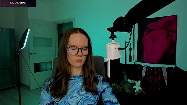 DivineBite online show from 03/24/26, 05:18