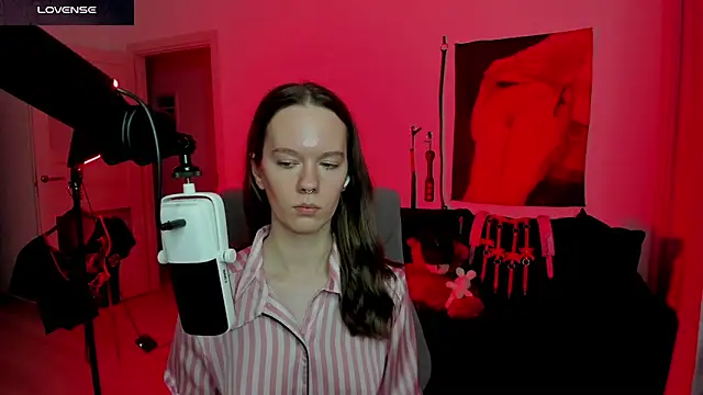 DivineBite online show from 04/04/26, 05:32