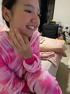 Pinkie Princes online show from 12/30/24, 03:03