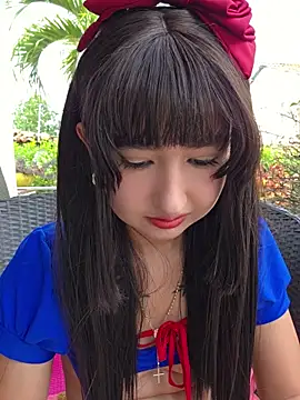 Snapshot of Pinkie_Princes chatting on 07/18/26, 10:02 Pinkie Princes online show from 07/18/26, 10:02