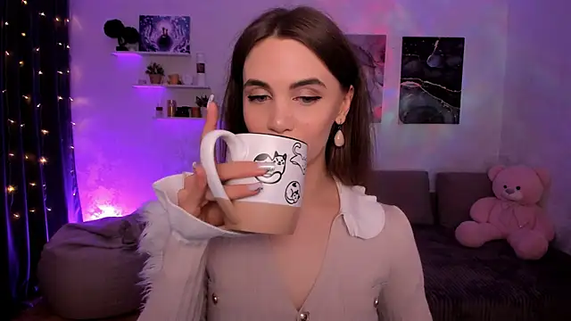 aPieceOfJoy online show from 12/21/25, 10:17