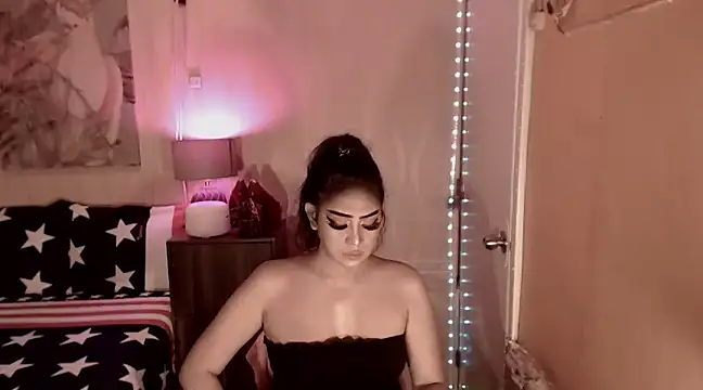 Snapshot of Biancafoxie chatting on 03/16/25, 09:16 Biancafoxie online show from 03/16/25, 09:16