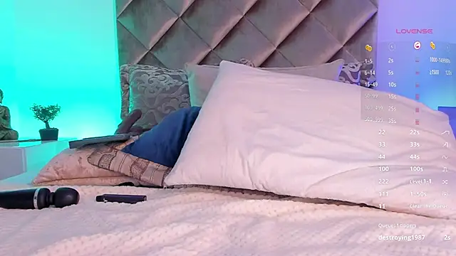 Snapshot of malaia_hills chatting on 01/16/25, 10:23 malaia hills online show from 01/16/25, 10:23